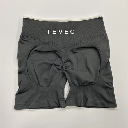 Women's Scrunch Sports Shorts & Yoga Bra Set